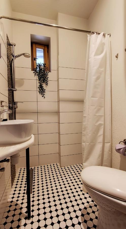 Vintage Anna Apartment Kuldiga Ngoại thất bức ảnh